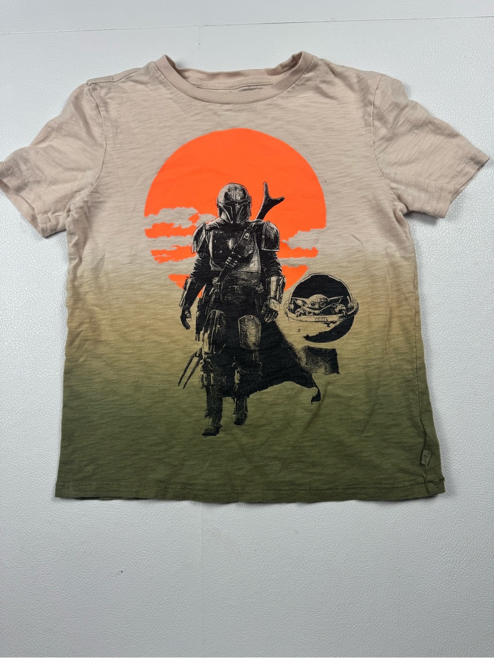 GAP Kids Star Wars Mandalorian Grogu Dip Dye Graphic T-Shirt Size L